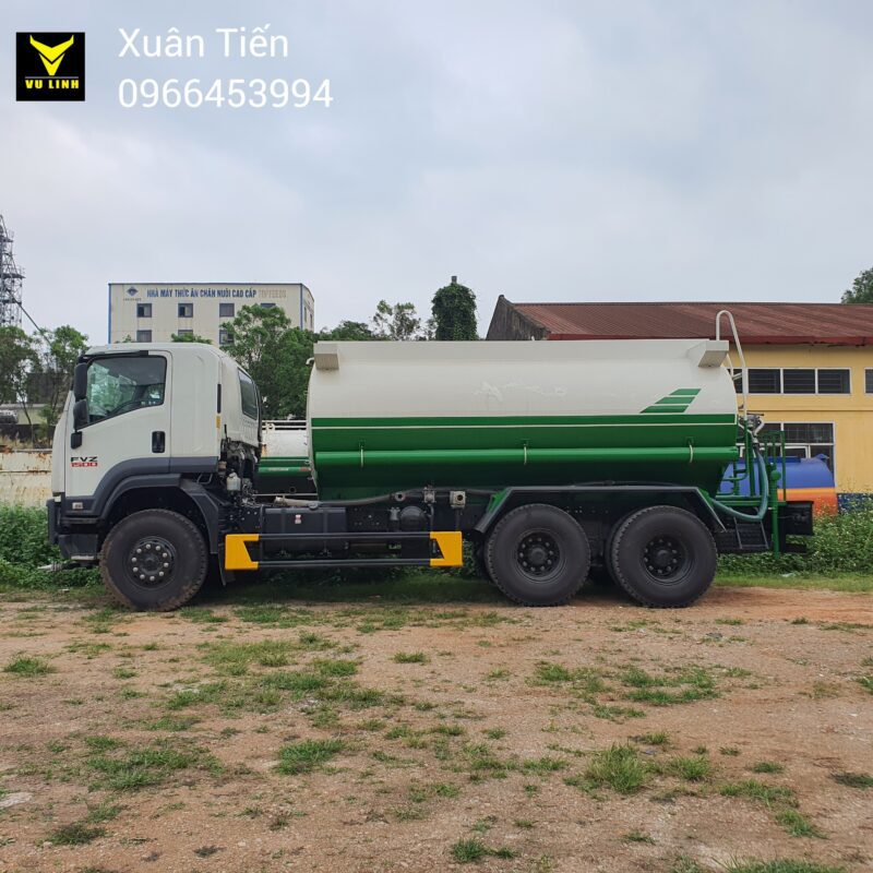 Xe phun nước rửa đường Isuzu 14 khối