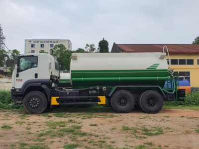 Xe Phun Nuoc Isuzu 14 Khoi 3 scaled
