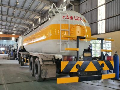 xe bon hyundai cho khi Nh3 24 khoi 3 scaled
