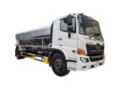 Xe Hino chở cám 12 khối