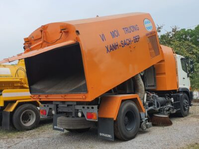 Xe Quet Duong Hino 13 Khoi 1 scaled
