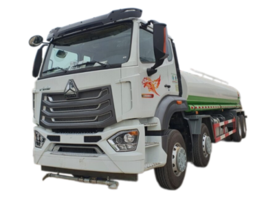 Xe phun nước CNHTC 17 khối