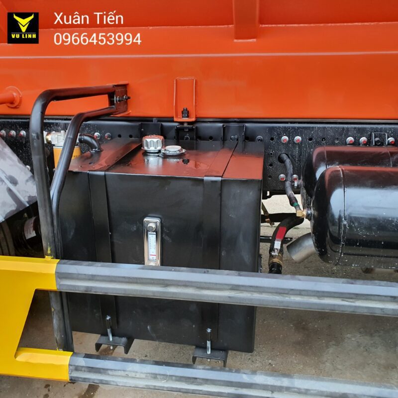 Xe cho cam 22 khoi hino 8