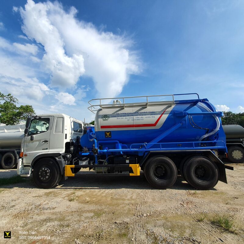 Xe Bồn Hút Chất Thải 12 Khối