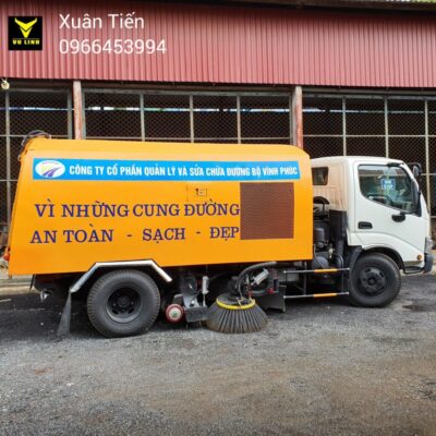 xe Hino quet duong 3m3 4