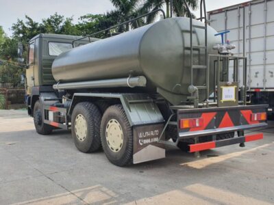 xe phun nuoc 10 khoi 4