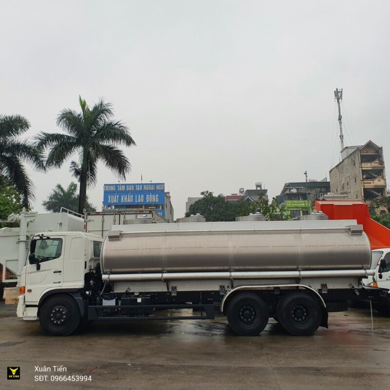 Xe Hino bồn chở xăng dầu 20 khối