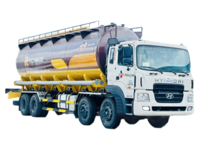 Xe Hyundai 8x4 chở cám 28 khối