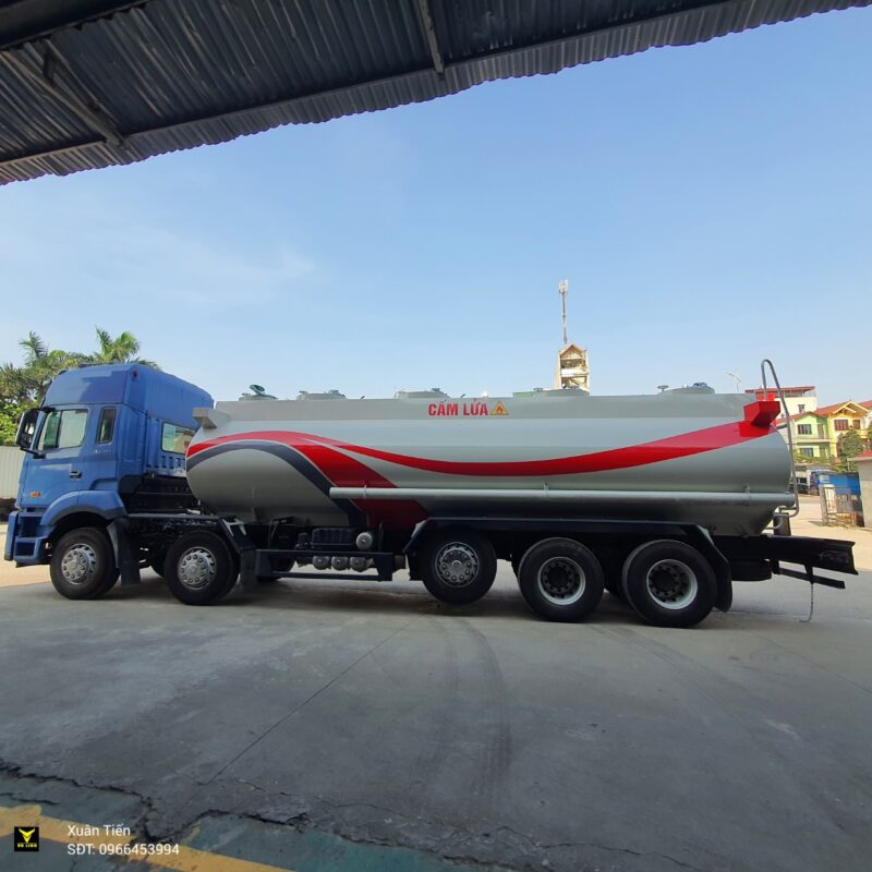 Xe bồn Jac 10x4 chở xăng dầu 26 khối