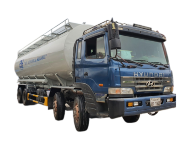 Xe bồn chở thức ăn chăn nuôi 32 khối