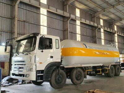 xe bon hyundai cho khi Nh3 24 khoi 5 scaled