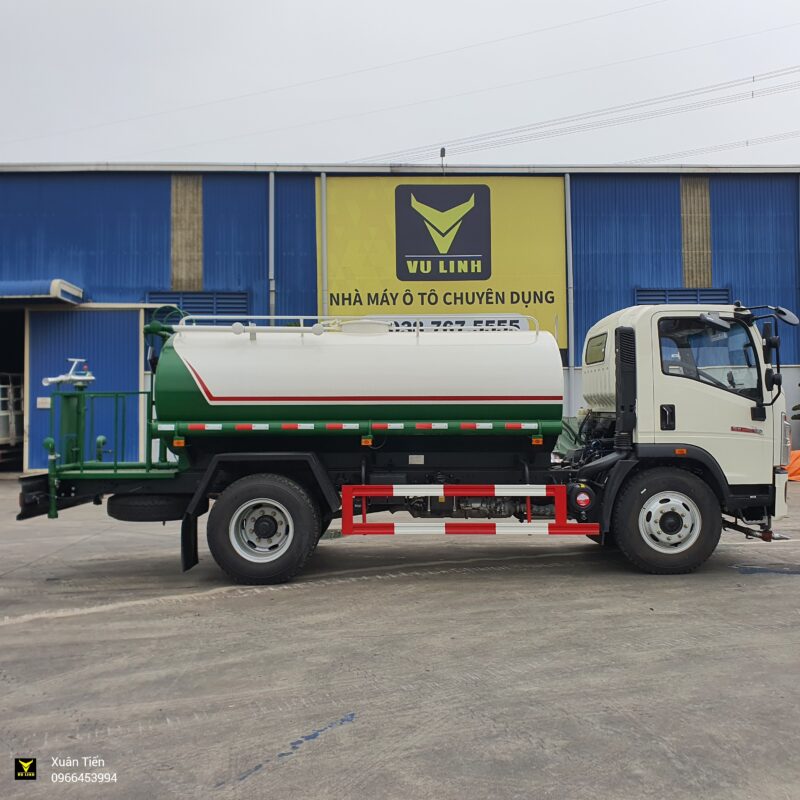 Xe Howo Phun Nước 8.2 Khối