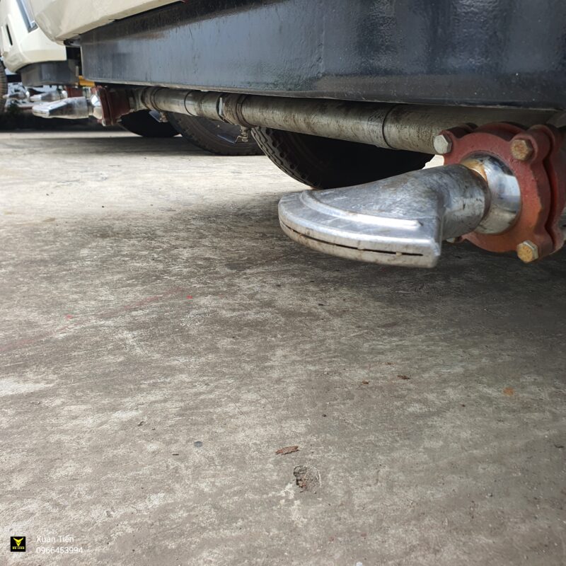 Xe Howo Phun Nuoc 8.2 Khoi 6 1