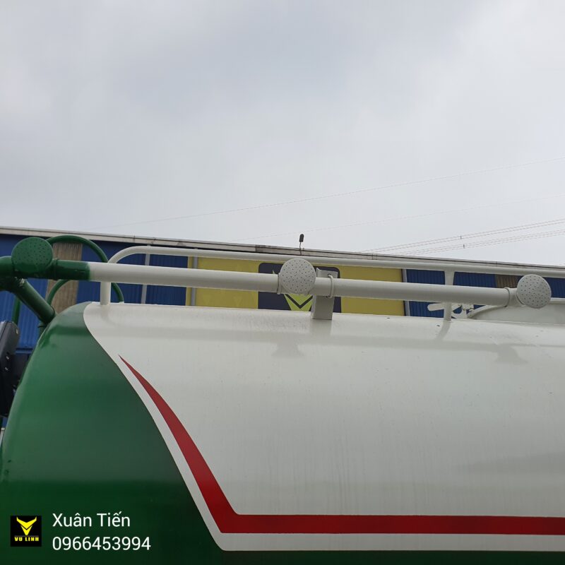 Xe Howo Phun Nuoc 8.2 Khoi 8
