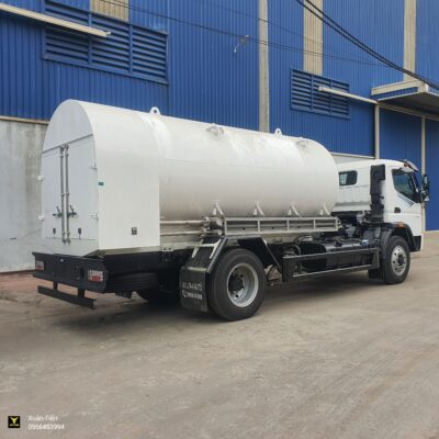 Xe Fuso cho khi oxy hoa long 5 khoi 2 scaled